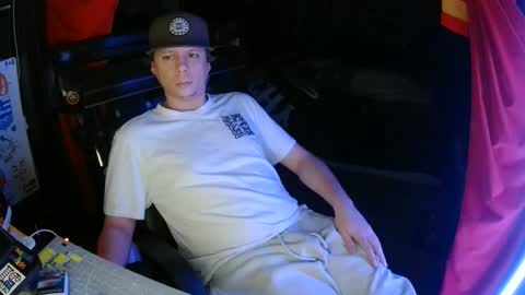 Bowerboi1217 online show from 11/26/25, 09:21