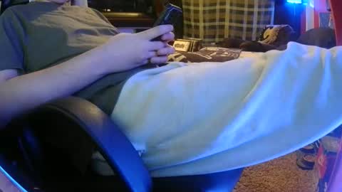 Bowerboi1217 online show from 12/19/25, 02:18