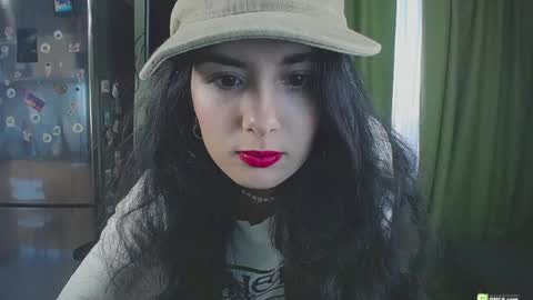 Helen  online show from 02/18/25, 11:44