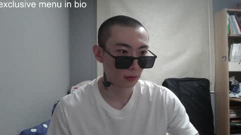 Snapshot of boxman556990 chatting on 06/05/26, 02:07 boxman556990 online show from 06/05/26, 02:07