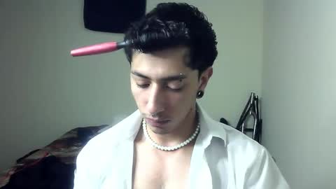 Boy Astro online show from 12/11/24, 12:55