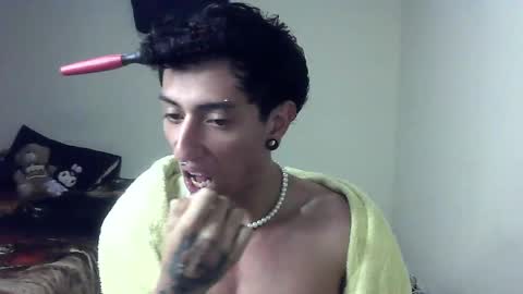 Boy Astro online show from 12/26/24, 12:03