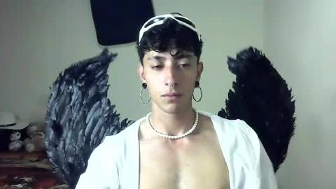 Boy Astro online show from 01/21/25, 04:16