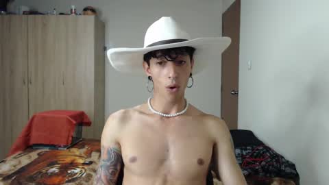 Boy Astro online show from 02/11/25, 12:59