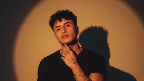 boy_nauthy online show from 12/13/25, 07:53