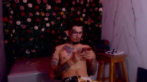 Snapshot of boy_tatto77 chatting on 05/23/26, 11:47 boy_tatto77 online show from 05/23/26, 11:47