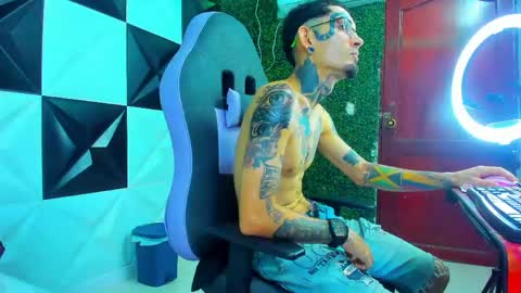 Snapshot of boy_tatto77 chatting on 05/24/26, 11:26 boy_tatto77 online show from 05/24/26, 11:26