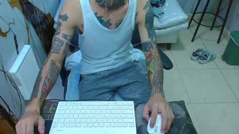 boy_tatto777 online show from 05/06/26, 01:05