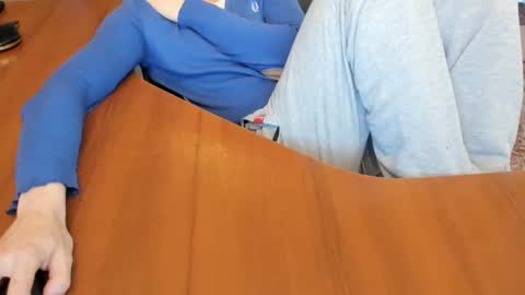 BoyApollon online show from 11/28/25, 08:06