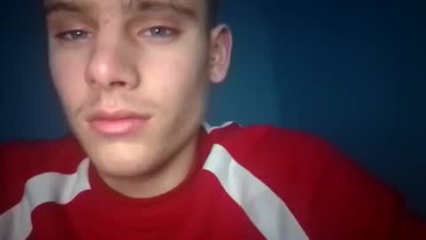 boyblondhetero online show from 11/17/25, 10:04