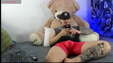 boyc02_ online show from 01/12/26, 01:16