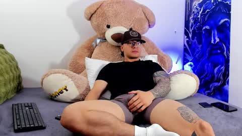 boyc02_ online show from 01/15/26, 03:49