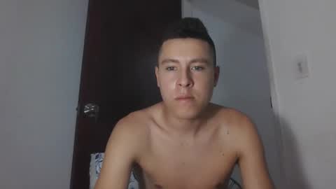 Snapshot of boycock777 chatting on 10/16/25, 01:39 Tommy - OnFns  tommy  874 online show from 10/16/25, 01:39