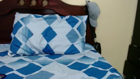 boyfit2023 online show from 12/23/24, 02:45