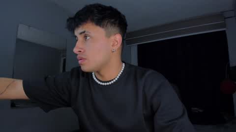 Snapshot of boylatin_777 chatting on 03/12/25, 03:02 miguel online show from 03/12/25, 03:02