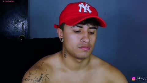 Snapshot of boylatin_777 chatting on 11/08/25, 06:51 miguel online show from 11/08/25, 06:51