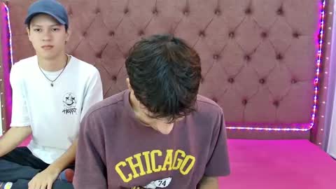 ALEX - TAYLER  -MIKE online show from 12/29/24, 01:38