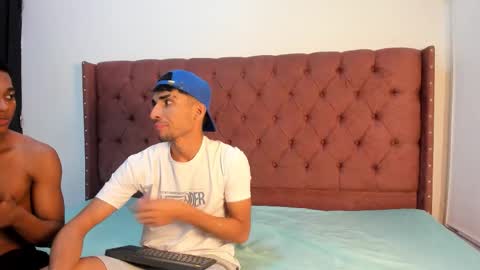 ALEX - TAYLER  -MIKE online show from 09/12/25, 01:11