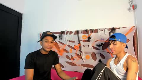 ALEX - TAYLER  -MIKE online show from 10/16/25, 01:23