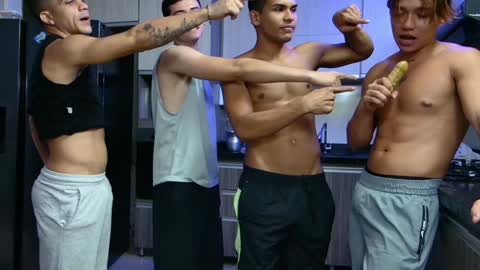 Angelo Mark Fernando Taylor online show from 01/30/25, 05:49