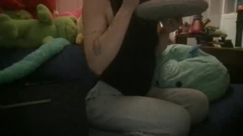 Snapshot of boywithbug chatting on 02/04/25, 12:19 boywithbug online show from 02/04/25, 12:19