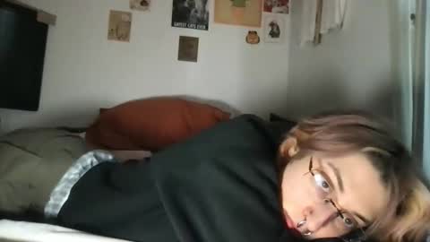 Snapshot of boywithbug chatting on 03/03/25, 11:03 boywithbug online show from 03/03/25, 11:03