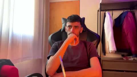 Snapshot of boyzinm2 chatting on 09/09/25, 05:45 boyzinm2 online show from 09/09/25, 05:45