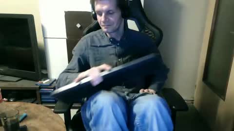 bponie1 online show from 01/11/25, 02:09