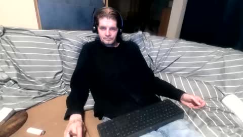 bponie1 online show from 09/16/25, 02:56