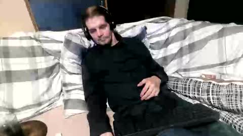 bponie1 online show from 10/04/25, 04:10