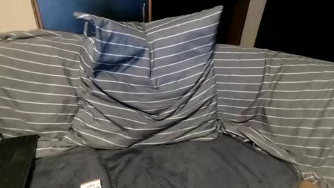 bponie1 online show from 12/20/25, 02:51