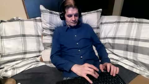 bponie1 online show from 04/10/26, 11:31