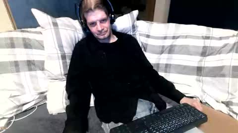 bponie1 online show from 04/26/26, 01:58