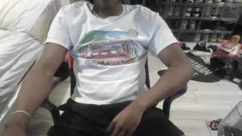 Snapshot of bquen400 chatting on 01/19/25, 03:50 bquen400 online show from 01/19/25, 03:50