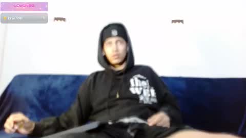 Snapshot of br4ndon_cooper chatting on 10/15/25, 01:33 Brandon online show from 10/15/25, 01:33