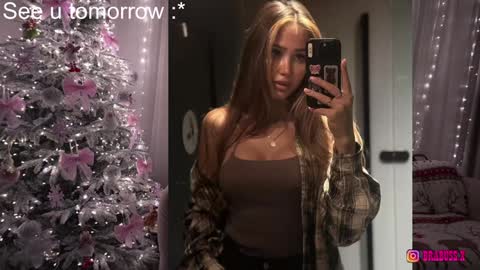 Lana  online show from 12/29/24, 10:12