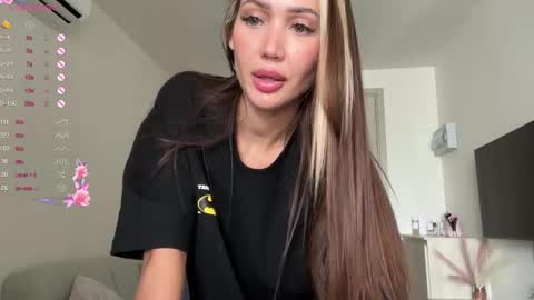 Lana  online show from 02/27/25, 09:22