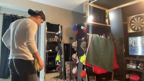 Brad Ballsy online show from 05/20/26, 07:53