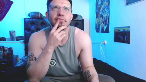 Snapshot of brad_hot_boy chatting on 12/13/24, 02:21 brad hot boy online show from 12/13/24, 02:21