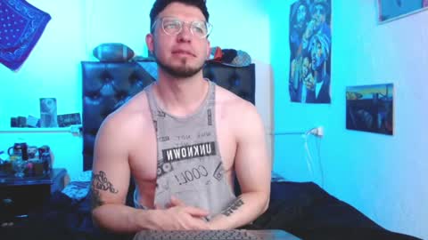 Snapshot of brad_hot_boy chatting on 01/04/25, 04:22 brad hot boy online show from 01/04/25, 04:22