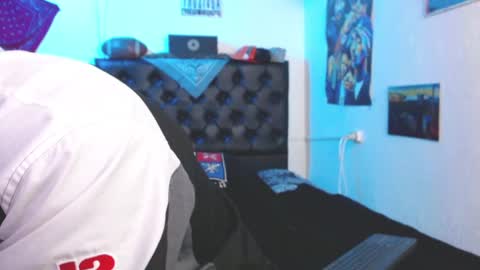 Snapshot of brad_hot_boy chatting on 03/06/25, 03:56 brad hot boy online show from 03/06/25, 03:56