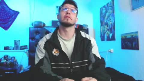 Snapshot of brad_hot_boy chatting on 09/30/25, 02:16 brad hot boy online show from 09/30/25, 02:16