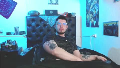 Snapshot of brad_hot_boy chatting on 10/11/25, 09:46 brad hot boy online show from 10/11/25, 09:46