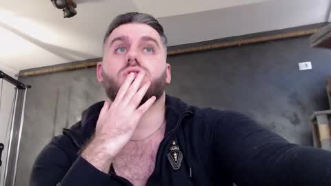 ask me online show from 02/12/25, 11:18