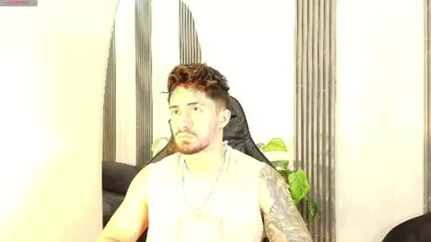 Snapshot of brad_summer chatting on 06/20/26, 05:38 brad summer online show from 06/20/26, 05:38