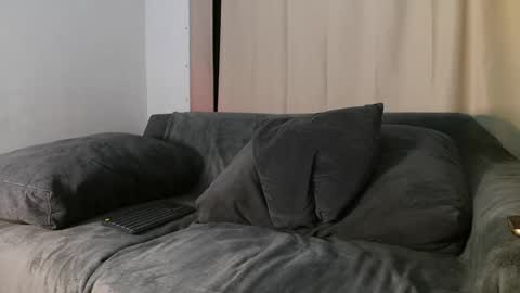 Snapshot of bradley_martinez chatting on 05/20/26, 12:50 Bradley Martinez online show from 05/20/26, 12:50