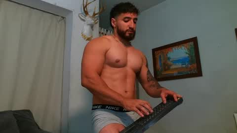 Snapshot of bradley_martinez chatting on 06/01/26, 11:17 Bradley Martinez online show from 06/01/26, 11:17