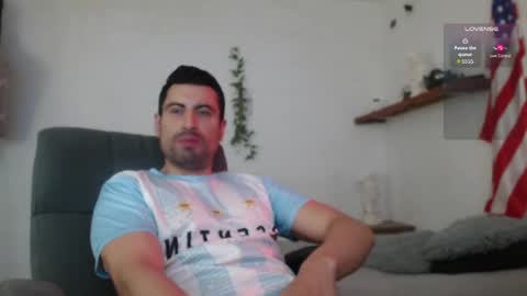 Snapshot of bradley_muscle chatting on 06/05/26, 07:52 Bradley online show from 06/05/26, 07:52