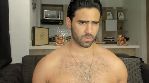 bradleymartin7 online show from 01/22/25, 12:48