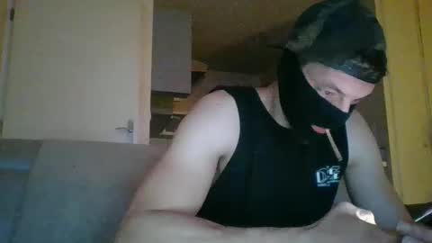 Snapshot of brahz chatting on 12/29/24, 07:50 brahz online show from 12/29/24, 07:50